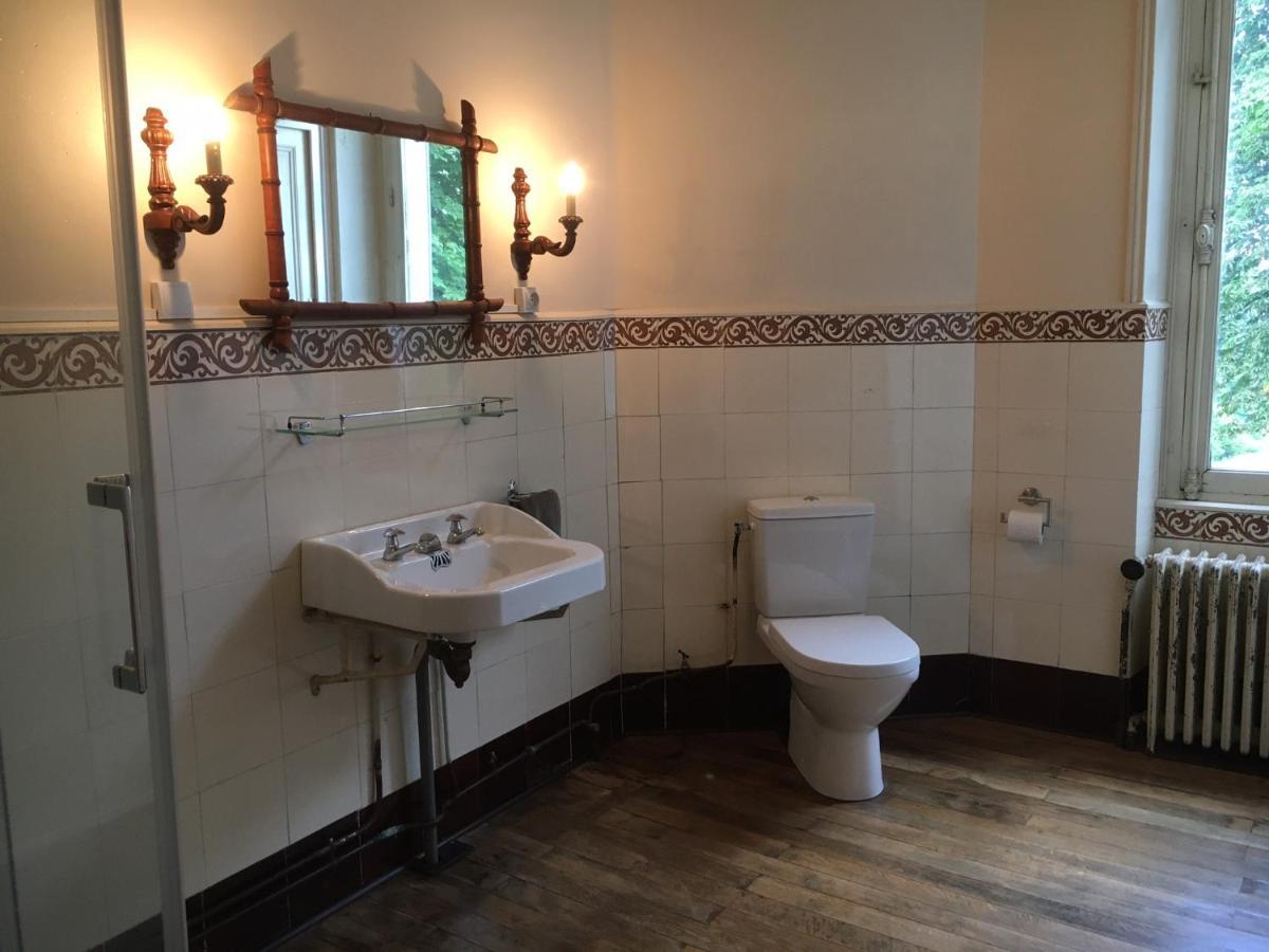 Chambres D'Hotes Montbron Luchapt Kültér fotó